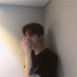 一个人的头像男生孤独寂寞高清2018可你孤独的像条狗