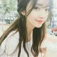 我朋友16岁,是女生,d罩杯在这个年龄正常吗