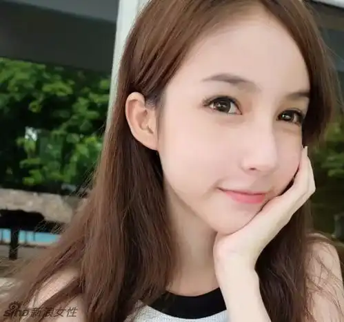 泰国美女演员yoshi走红被赞美的不像人