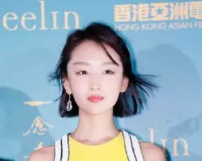 周冬雨少女感的妆怎么画的看了100张照片,终于知道了
