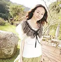 森林绿裙子女生头像qq女生裙子半身头像