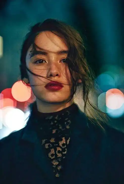 长在大家审美点上的厌世颜什么样