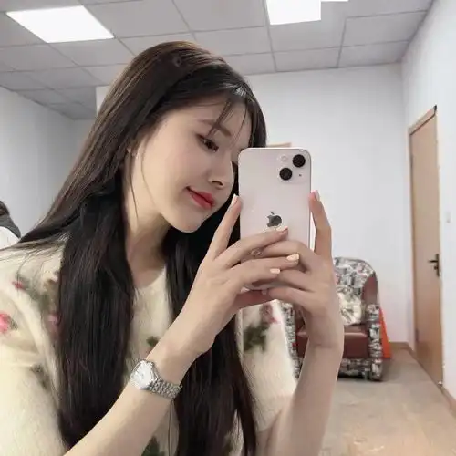 游客照又火上热搜,但倪妮靠的真不是脸