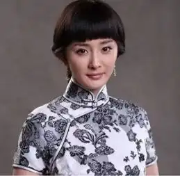 当36岁王鸥和33岁杨幂同穿旗袍,网友女神和路人的区别