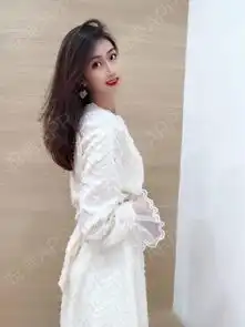 今天穿的非常少女,就为了去充满了少女心的这个地方喝...紧致提升悦美整形