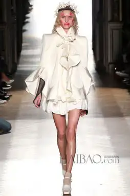 薇薇安威斯特伍德viviennewestwood2015春夏女装秀