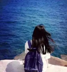 和女友交往半年,把她照片发到家族群一会,群里炸开锅我决定分手