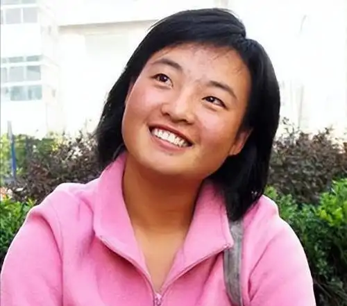 魏敏芝因样貌被张艺谋劝退娱乐圈,23年过去了,如今她变成这样