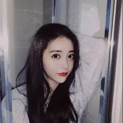 闺蜜头像想知道女生打游戏的时候都在想什么嘛