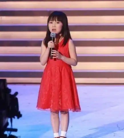 奥运女孩林妙可深陷假唱风波,真相背后还隐藏着秘密