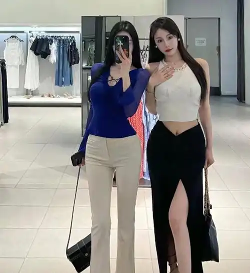 混搭风火了,偏爱小众风格女生别错过,看不懂才高级