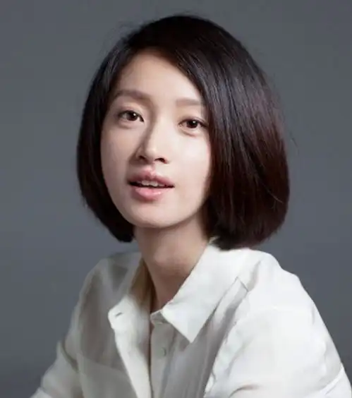朱亚文35岁妻子曝光,出道14年零绯闻,被称娱乐圈最干净的女星