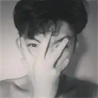 万人中央唯有我孤独的漂亮qq男生头像