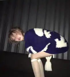 秀眸惺忪的模样,让人沉迷其中