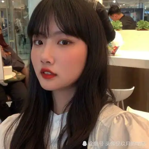 对女生穷追不舍如果她有这3个行为,还是劝兄弟放弃吧