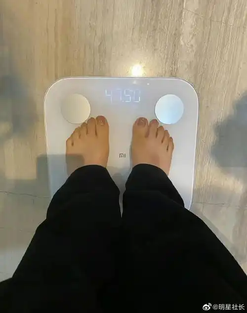 减不下来的肉都在浪姐掉了,朱珠是奔着这个去的