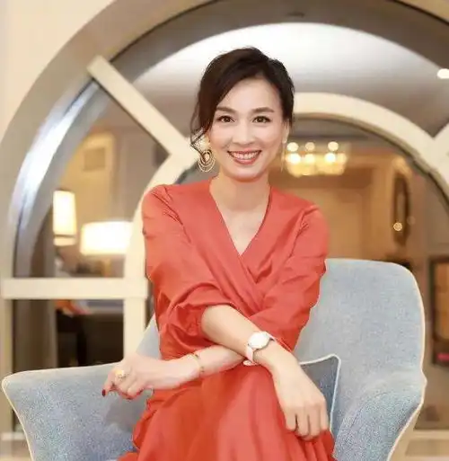 张庭为怀孕做了9次试管婴儿,三年扎了一千多针