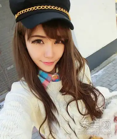 女孩的圆脸适合什么发型韩国卷发看起来又瘦又整齐