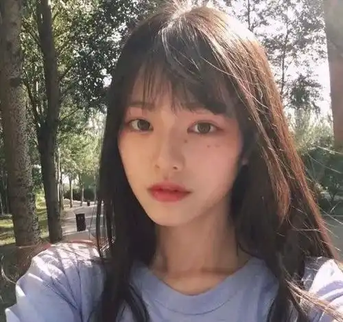 这三类发型一定不要尝试,尤其是第2种,显老不止10岁