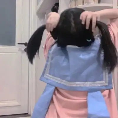 二兽时尚温柔气质真人成熟女生头像