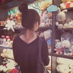 背影女神