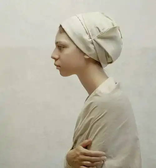 诗意少女louistreserras