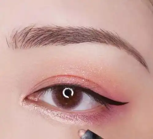 女生如果不会画漂亮的眼妆,和咸鱼有什么区别