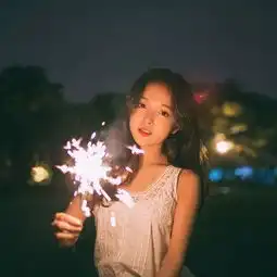 还在想着他,这些星座女太过痴情难以忘怀