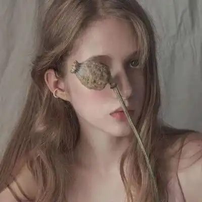 欧美复古头像2020最火头像欧美风女生图片
