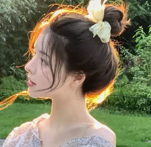 招桃花温柔小众真人女生头像312