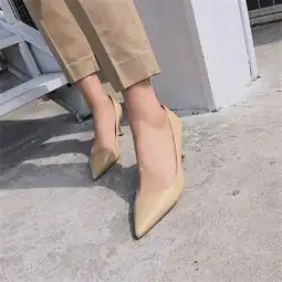 优雅女性气质的高跟鞋,细细的高跟十分迷人