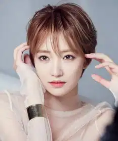 唐嫣留短发很好看哪些女明星短发造型比长发好看