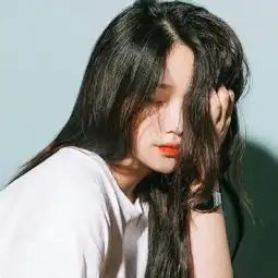 晚悦读悲剧了嗜酒男被妻子关进小黑屋头被卡