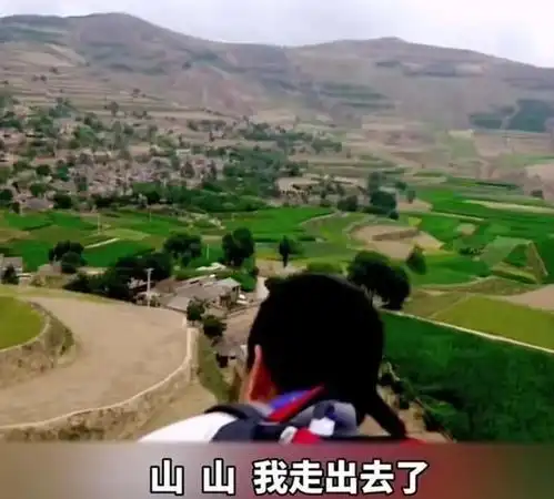 搬砖男孩魏凯伦考入国防科技大学,大喊山,我走出去了大山生活工地