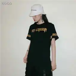秋季字母短外套