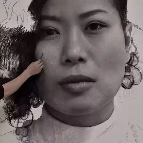 2.5米超逼真素描,80后美女画家竟这样完成
