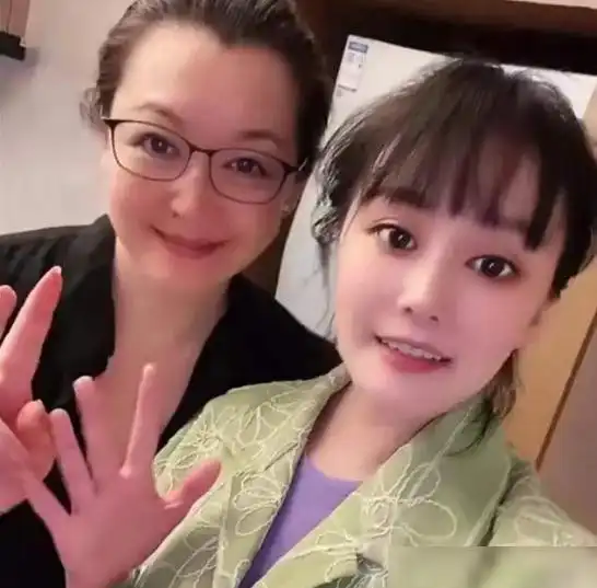 赵本山儿子已进入本山传媒,为以后接班做打算,自曝工资仅7500元