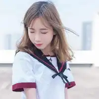 学校里的校服少女清纯头像