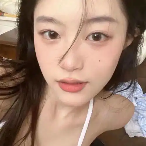 高级感超强的女生头像