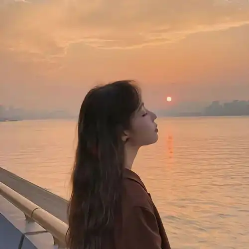 头像让人心动的优质真人女生头像