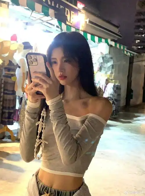 鞠婧祎式氛围感头像,怎么拍