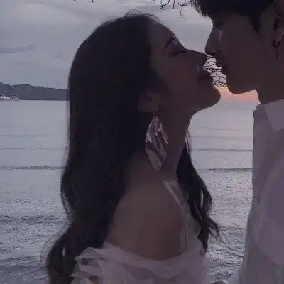 女生想啵啵时,才会给这3种信号,男生看不破怕是瞎了