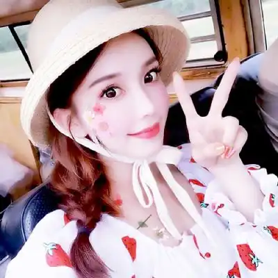 美女头像图片高清侧脸软萌少女范但又成熟漂亮的