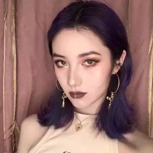 头像我对你最后的爱是知趣是清醒