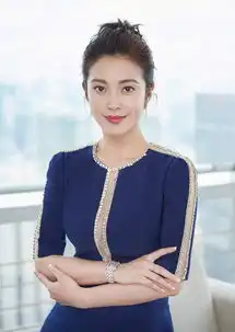 李冰冰同框妹妹李雪,李雪亲自承认小两岁的自己更像姐姐