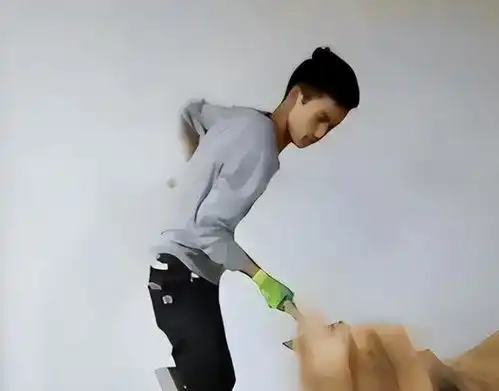 搬砖男孩林万东当年高考713分,称上清华不如搬砖,后来如何了