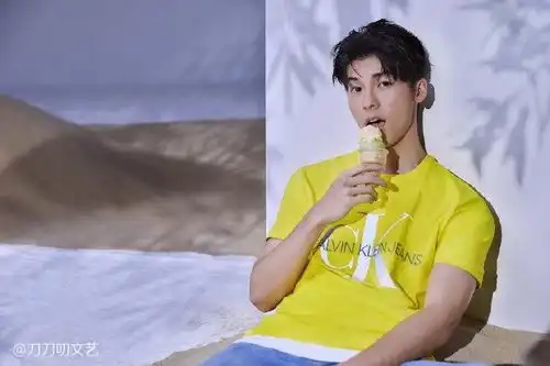 陈奕迅王一博千万起赔,杨幂刘雯二次解约,周杰伦为何隐身