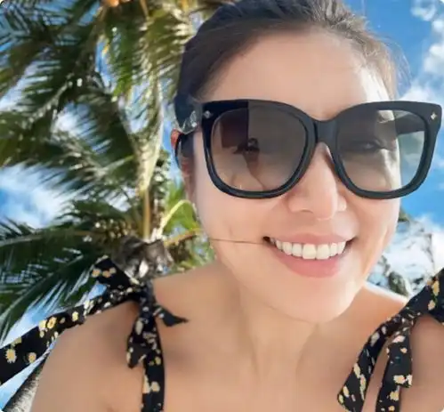 看了48岁林心如的泳装照,我才明白女人微胖才是极品