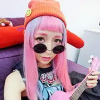女生彩色头发姐妹头像两张