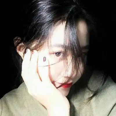 清晰女头最新款2020最潮最火高清女生头像